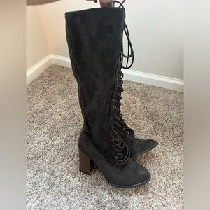 Brand new suede gray boots